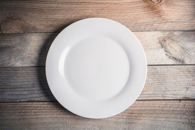 Directly above shot of empty plate on table