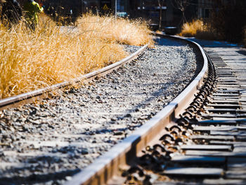 Surface level of railroad tracks in winter