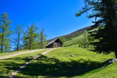 A lovely hut in kanas lake, which is a scenic lake with crystal-clear water and stunning scenery. 