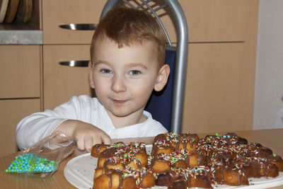 Portrait of boy with ice cream