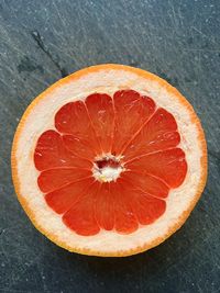 Close-up of lemon slices on table