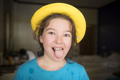 Portrait of cute girl smiling