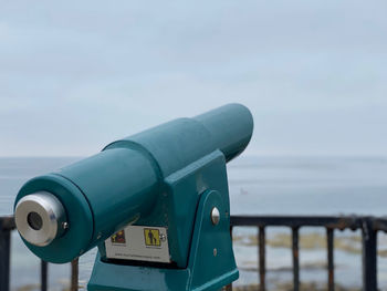 Telescope at the beach 