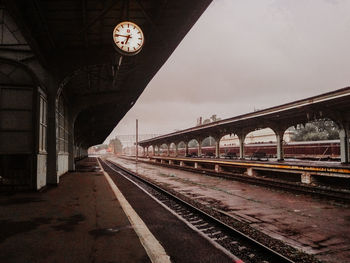 Railroad station platform against sky