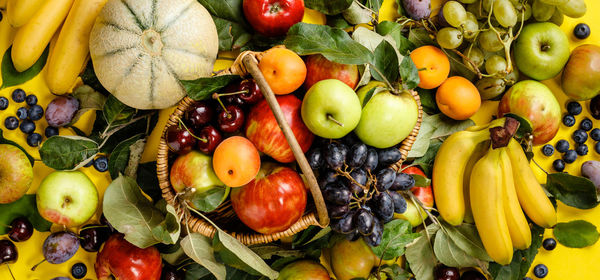 Full frame shot of apples