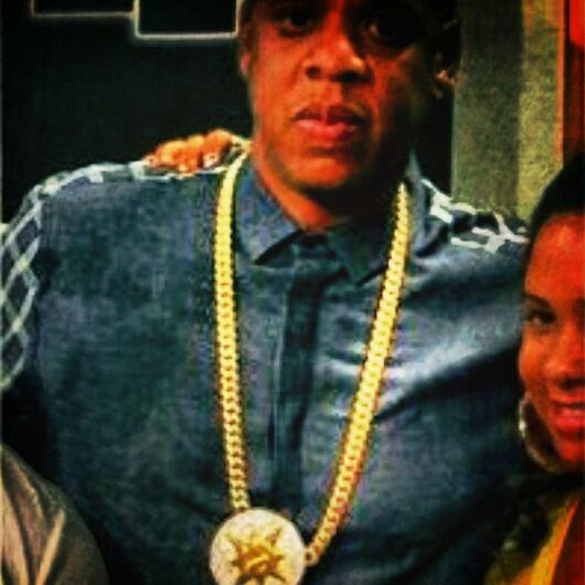 Universal flag chain Hova Da God #Jayz got knowledge