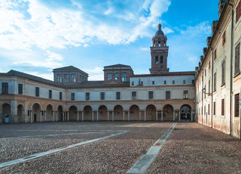 View of historic building against cloudy sky