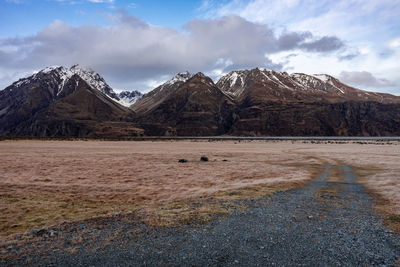 Scenic view along the mount cook road alongside with snow capped southern alps and majestic mt cook.