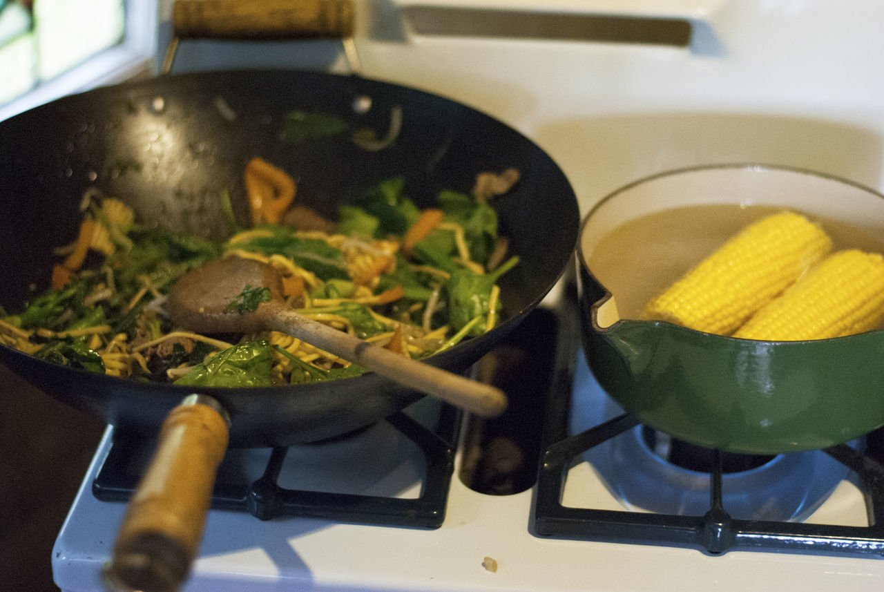 food and drink, food, kitchen utensil, kitchen, freshness, indoors, stove, household equipment, cooking pan, pan, vegetable, preparation, domestic kitchen, appliance, healthy eating, wellbeing, no people, close-up, still life, domestic room, preparing food, frying pan, saucepan