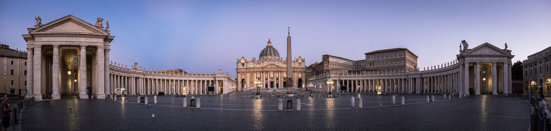 The colors of the city, rome italy