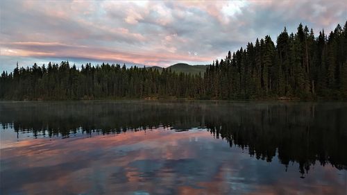 Sounds of gentle lapping against  shoreline during a romantic evening sky
