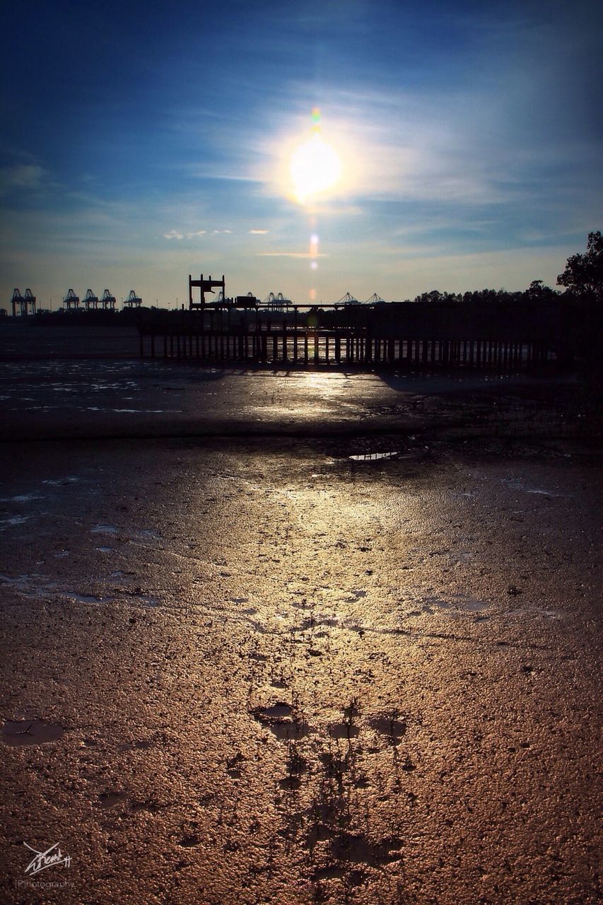 VIEW OF SEA AT SUNSET