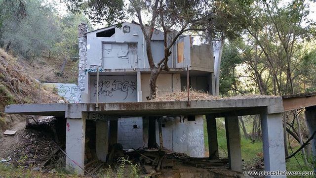 built structure, tree, architecture, building exterior, abandoned, house, obsolete, damaged, old, run-down, water, wood - material, day, nautical vessel, deterioration, no people, transportation, outdoors, boat, mode of transport