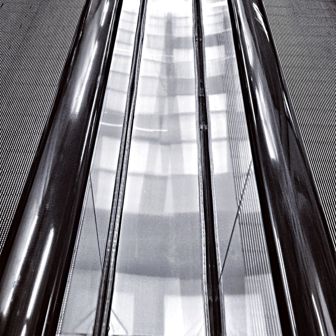 Black & White e Monochrome Treppen Stairs Escaleras Urban Geometry