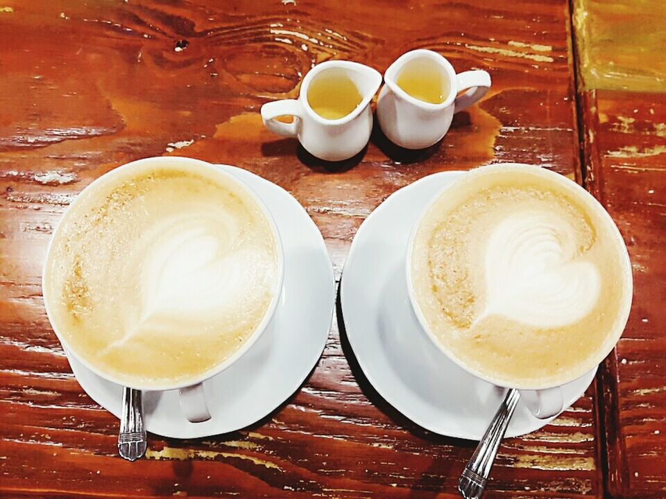 frothy drink, drink, food and drink, coffee cup, coffee - drink, table, refreshment, cappuccino, still life, indoors, froth art, freshness, latte, no people, froth, close-up, food, day