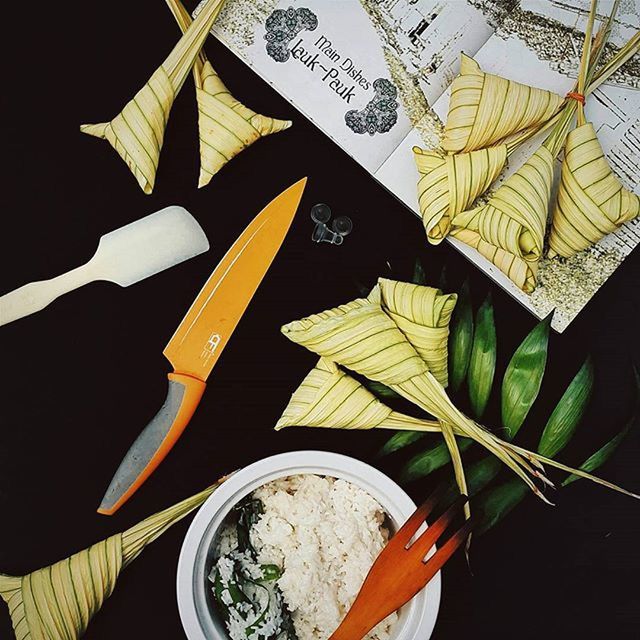 table, still life, leaf, indoors, close-up, freshness, food and drink, paper, food, high angle view, no people, wood - material, day, healthy eating, decoration, plate, variation, focus on foreground, yellow, group of objects