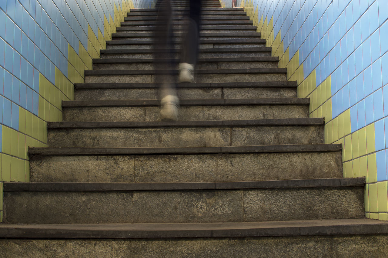 LOW ANGLE VIEW OF STAIRCASE