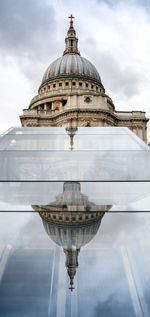 St paul cathedral reflecting on glass