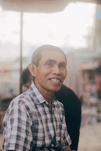 Portrait of a smiling man