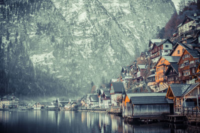 Bad goisern am hallstattersee by lake against mountain