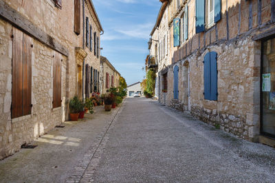 Monflanquin, france - october 17, 2021 architectural detail of typical houses 