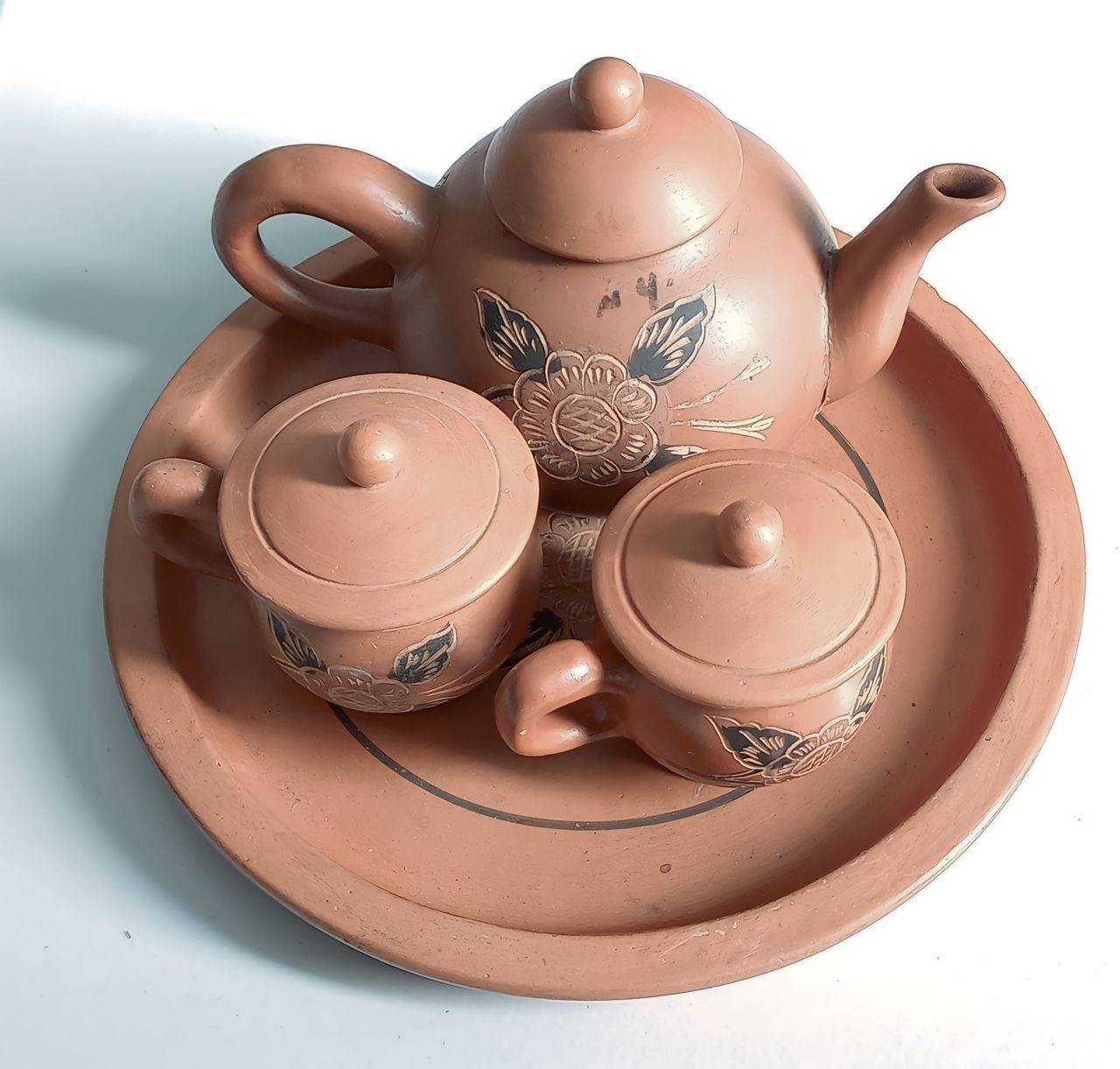 teapot, ceramic, cup, porcelain, food and drink, drink, pottery, tea, crockery, hot drink, no people, mug, craft, tea cup, still life, tea kettle, indoors, coffee cup