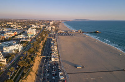 Sunset in santa monica, los angeles, california. situated on santa monica bay. los angeles