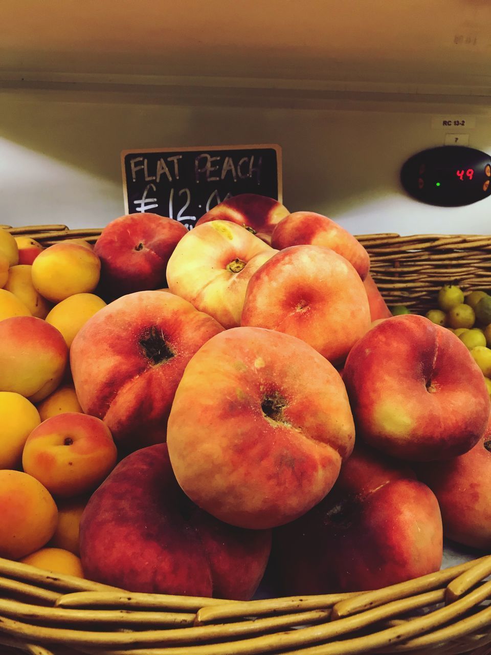 APPLES IN BASKET FOR SALE