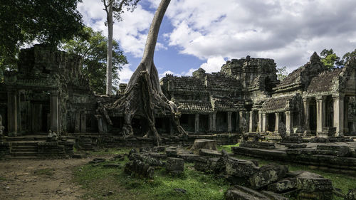 Scenic view of angkor wat against sky