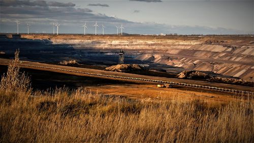 Mining of brown coal