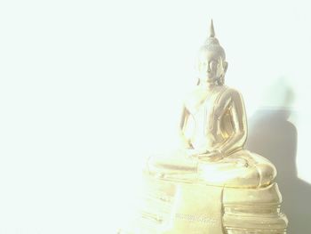 Statue of liberty against sky