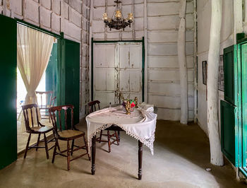 Table and chairs at home in residence in sincé, sucre, colombia. 