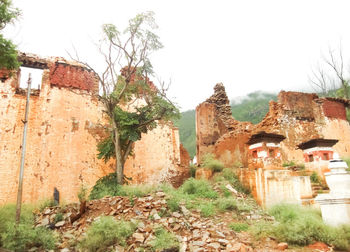 Old ruins against sky