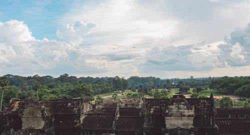 Panoramic view of old ruins against sky