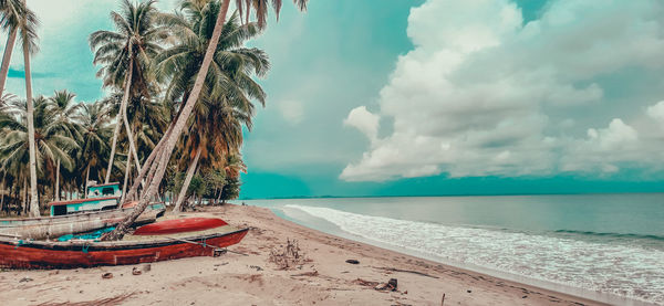 Scenic view of sea against sky