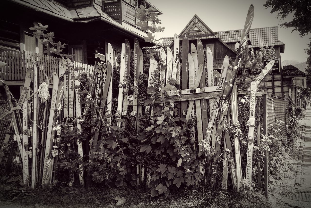 LOW ANGLE VIEW OF OLD ABANDONED BUILDING