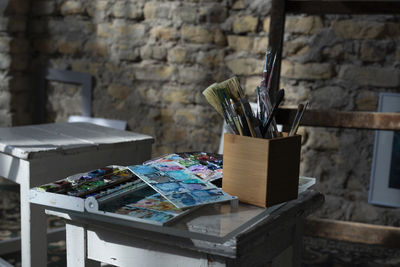 Brushes and paints 