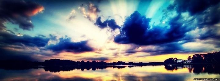 sky, water, reflection, cloud - sky, tranquil scene, scenics, tranquility, sunset, beauty in nature, lake, cloudy, waterfront, cloud, dramatic sky, nature, idyllic, silhouette, moody sky, atmospheric mood, calm