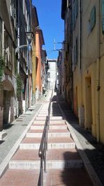 Narrow alley in city