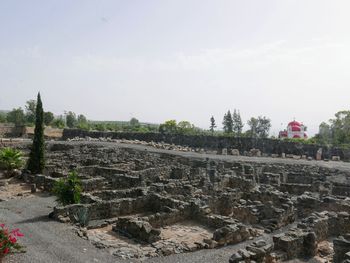 View of old ruins against sky