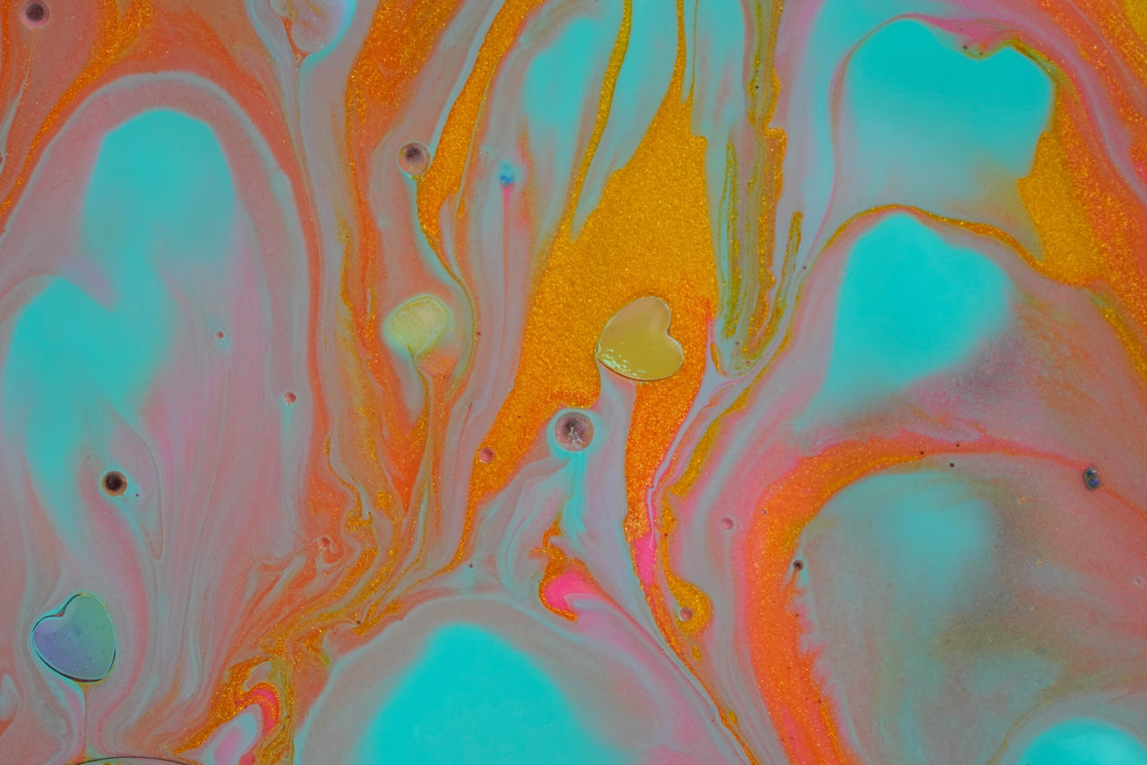 FULL FRAME SHOT OF MULTI COLORED ABSTRACT PATTERN