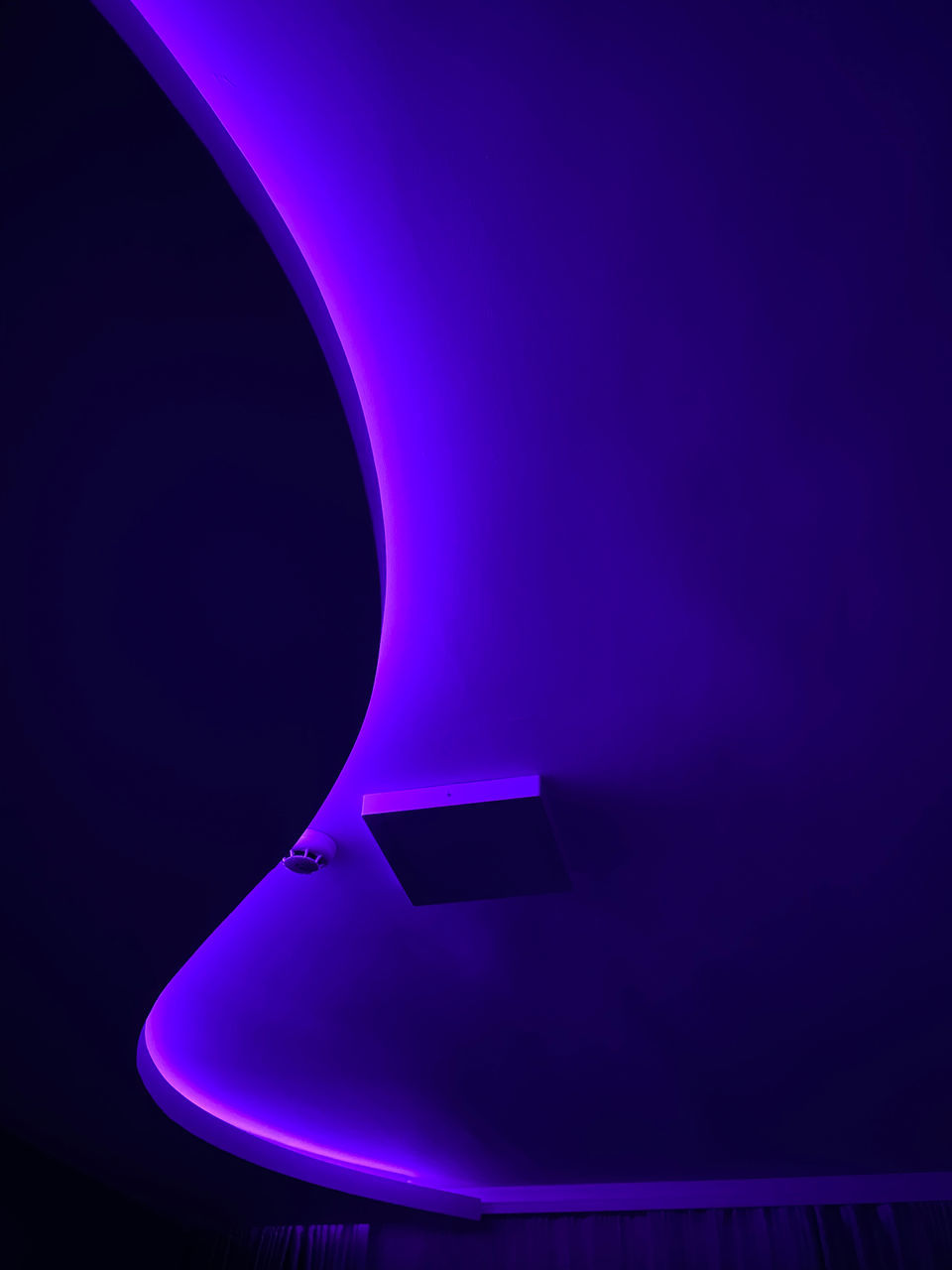 purple, blue, illuminated, no people, light, violet, circle, line, technology, font, indoors, light - natural phenomenon, glowing, lighting equipment, screenshot, neon