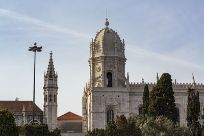 Towers of the jeronimos monastery