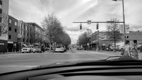 Traffic on city street