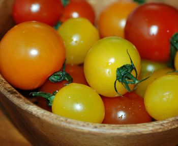 Close-up of cherry tomatoes in bowl