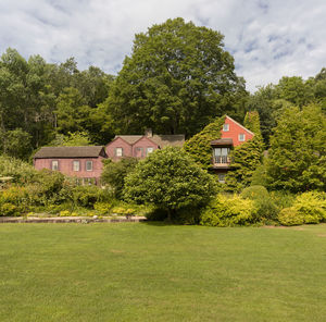 Hollister house in washington, ct