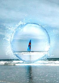 Waves splashing in sea