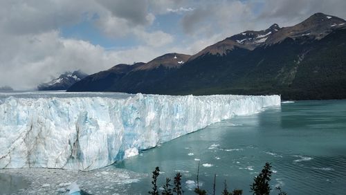 Perito moreno glacier