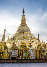 The sule pagoda in rangoon, myanmar