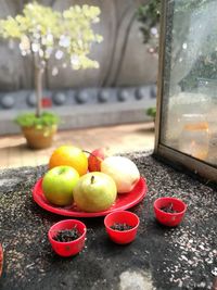 Close-up of apples on table